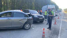В ДТП со скорой на трассе Екатеринбург — Курган пострадали 8 человек