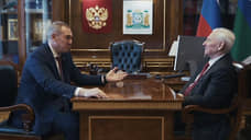 Кухарук поздравил с 75-летием первого губернатора Югры Александра Филипенко