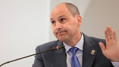 Денис Паслер подал документы для участия в выборах главы Свердловской области