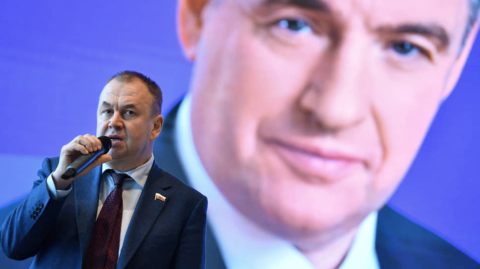 Станислав Наумов
