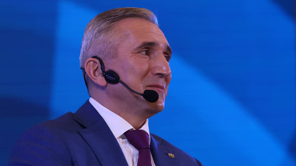 Александр Моор