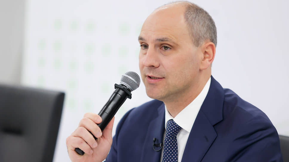 Денис Паслер