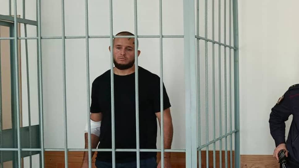 экс-депутат Дегтярска Илья Хисамов