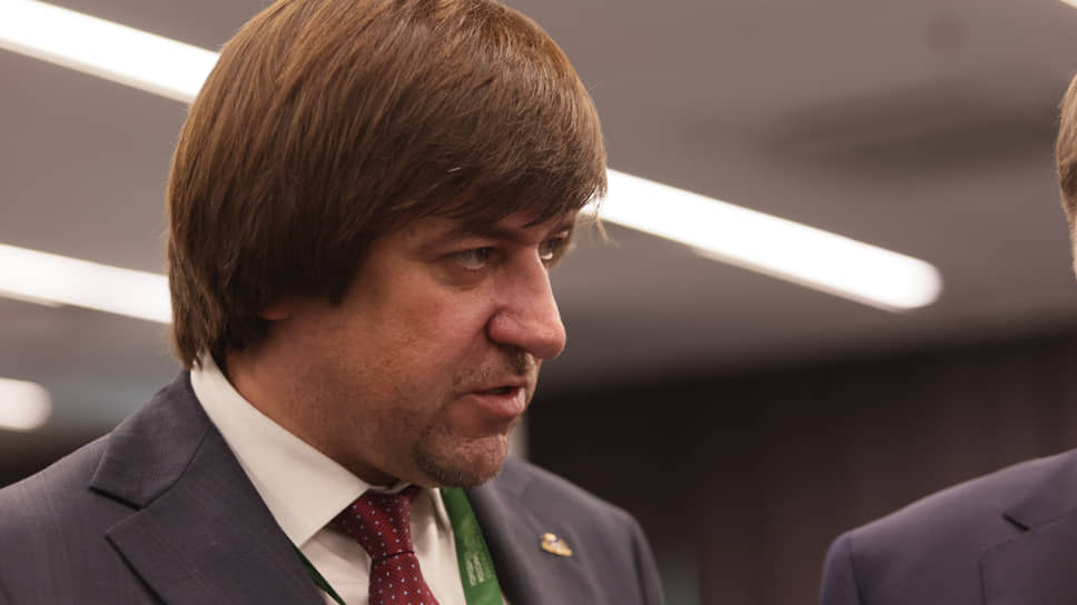 Максим Афанасьев