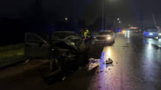 В Первоуральске водитель Volkswagen выехал на встречную полосу и погиб в ДТП