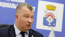 Суд отправил в отставку мэра Серова Василия Сизикова