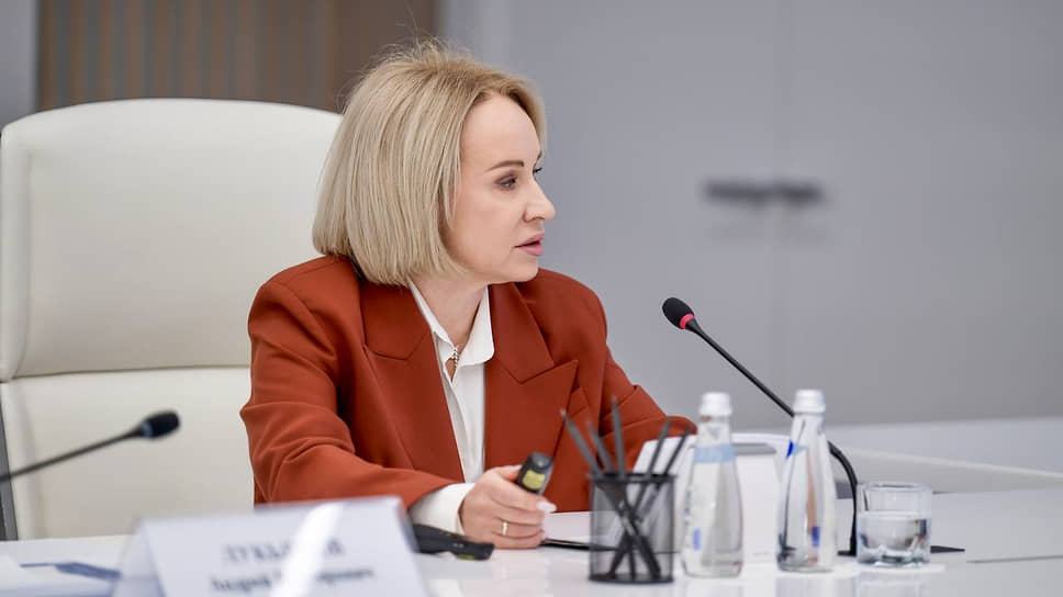 Елена Молдован