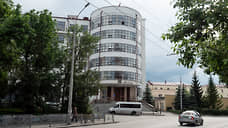 Экс-полицейскому из дела редактора Ura.ru продлили домашний арест