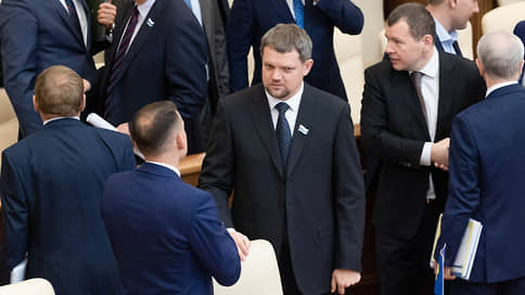 В свердловском заксобрании намерены обсудить участие депутата от КПРФ в драке