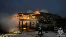 В Салехарде произошел пожар в доме, в котором жили две многодетные семьи