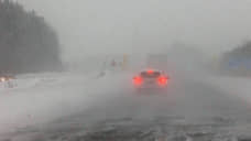 Водителей предупредили о гололеде и снегопаде на тюменских трассах