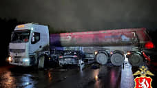 На ЕКАД водитель Mitsubishi погиб при столкновении с грузовиком