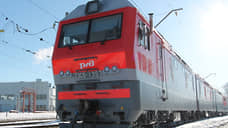 С начала года на СвЖД поступило 32 новых локомотива