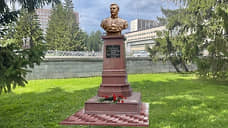 В мэрии Екатеринбурга сняли с рассмотрения вопрос об установке бюста Сталина