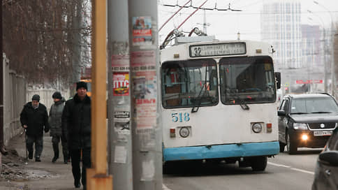 В Екатеринбурге на три дня изменится движение трех троллейбусов и автобуса