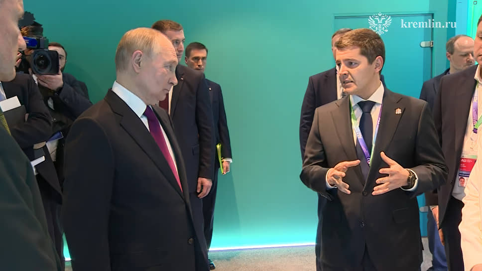 Владимир Путин и Дмитрий Артюхов