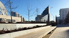 «Золотое яблоко» завершило первый этап благоустройства возле УрГЭУ