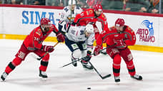 «Автомобилист» проиграл «Металлургу» на последней минуте матча КХЛ