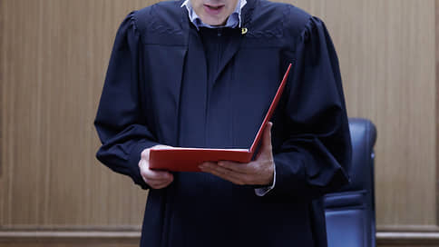 В Екатеринбурге вынесли приговор отцу фигуристки за нападение на тренера