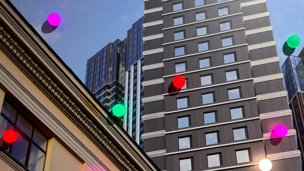 Фотоэкспозиция «Идеальные формы и живая реальность» о современной городской архитектуре в Ельцин-центре