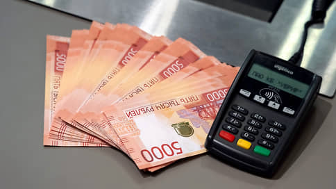 HH.ru: сумма предлагаемой зарплаты в УрФО с начала года выросла на 12%