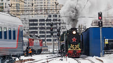 В Екатеринбург приехал поезд Деда Мороза