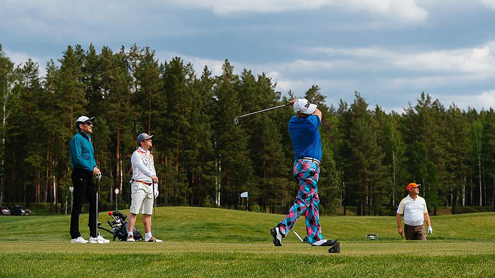 Спортивный формат турнира Pine Creek Charity Cup – скрэмбл (два человека в команде)