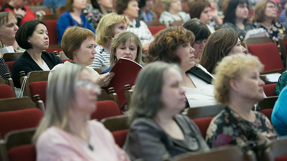 «В издании представлены только факты, поэтому «Свердловск. Победа» будет хорошим учебным пособием»,— уверены авторы книги