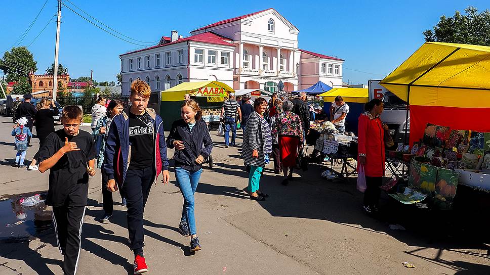 Ирбит — один из старейших городов на территории Урала, основан в 1631 году. 