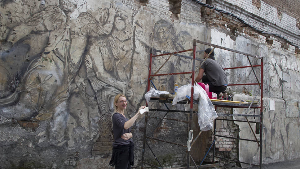 В Екатеринбурге в десятый раз прошел фестиваль уличного искусства Stenograffia (Стенограффия)