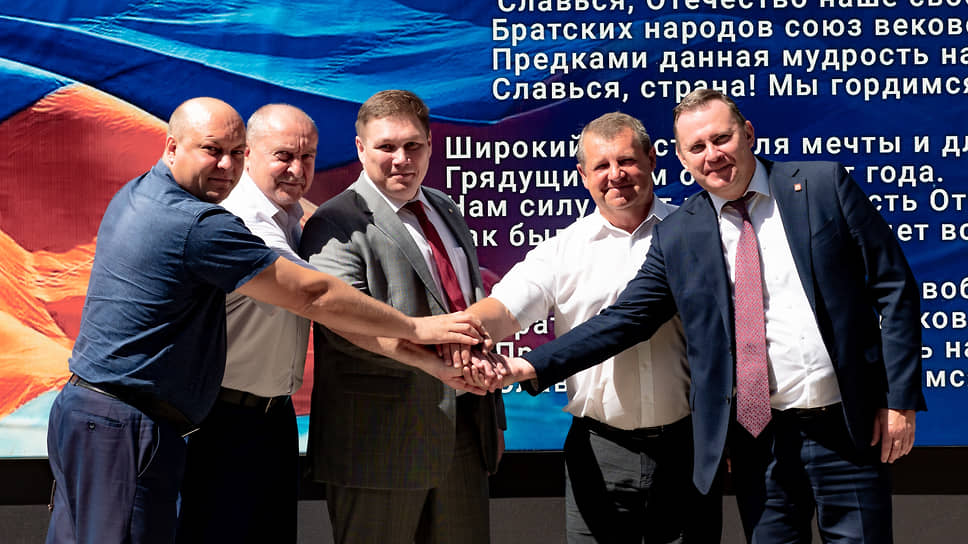 Мэры соседних городов на юбилее Новоуральска