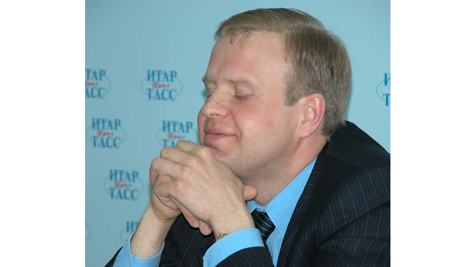 Павел Федулев во время пресс-конференции. 2000-е годы