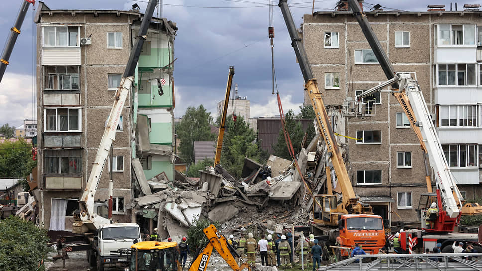 Взрыв в жилом доме по ул. Сибирская в Нижнем Тагиле произошел днем 1 августа 