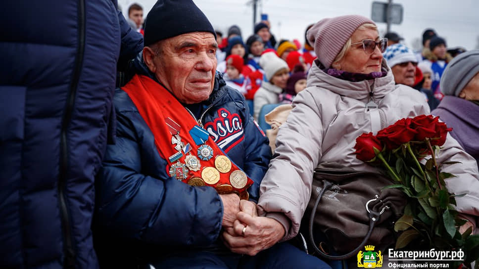 Семикратный чемпион мира и девятикратный чемпион СССР по хоккею с мячом Николай Дураков умер 9 марта в Екатеринбурге. Ему было 89 лет