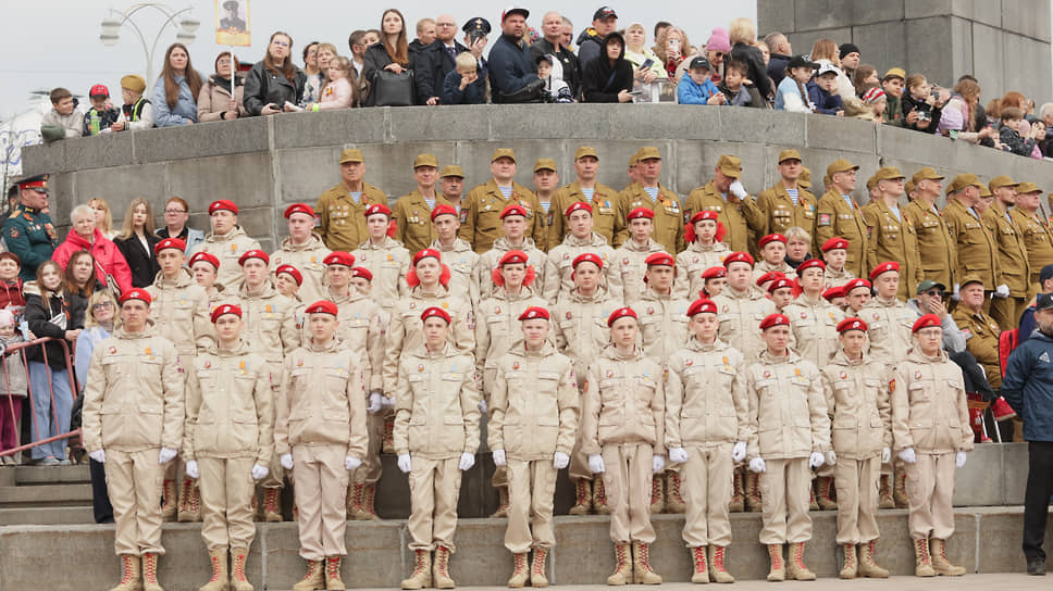 Парад Победы в Екатеринбурге. Трибуна
