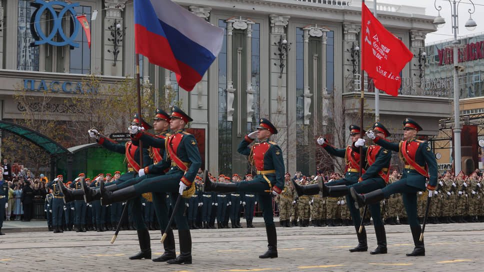 Парад Победы в Екатеринбурге