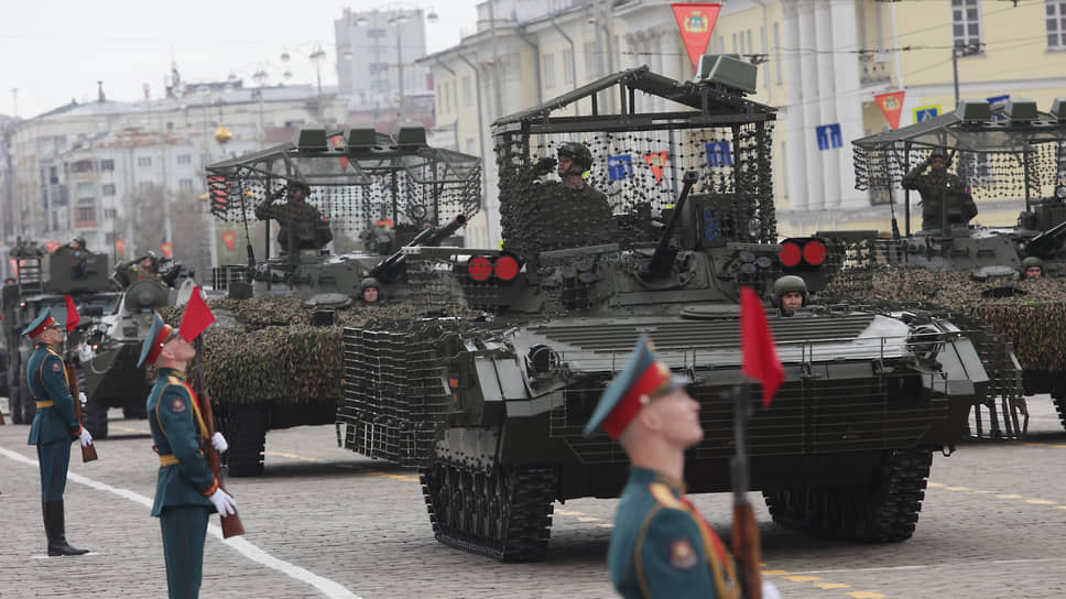 Колонна военной техники