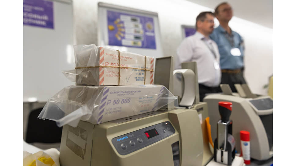 Инструменты для счета и проверки платежеспособности банкнот