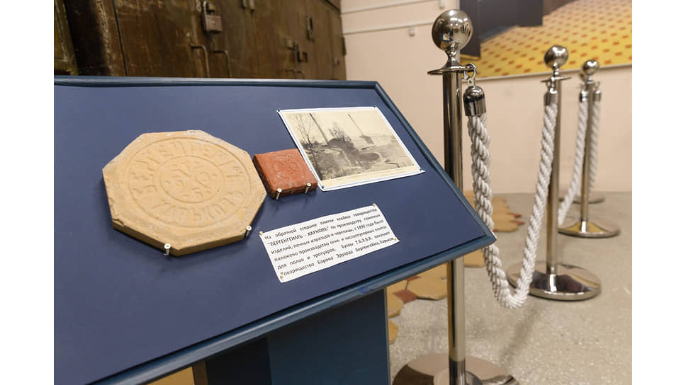 Фрагменты интерьера первого банка Екатеринбурга