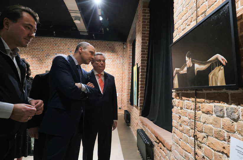 Открытие выставок посетил губернатор Денис Паслер