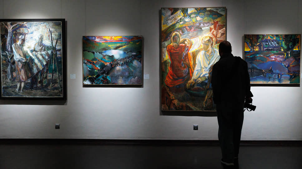 Выставка произведений первого вице-президента Российской академии художеств, Народного художника РФ Виктора Калинина «Отсветы»