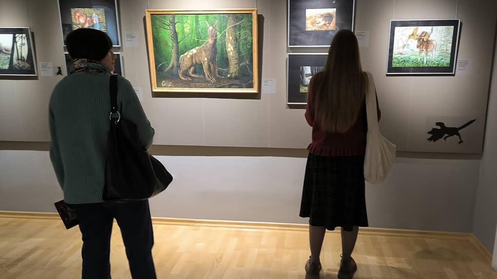 Выставка работ из частной коллекции искусствоведа и куратора Натальи Коловершиной «Люди, львы, орлы и фороракосы» в Музее наивного искусства