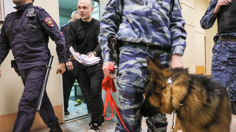 Из СИЗО туда и обратно // В Екатеринбурге начали судить ранее сбежавших осужденных