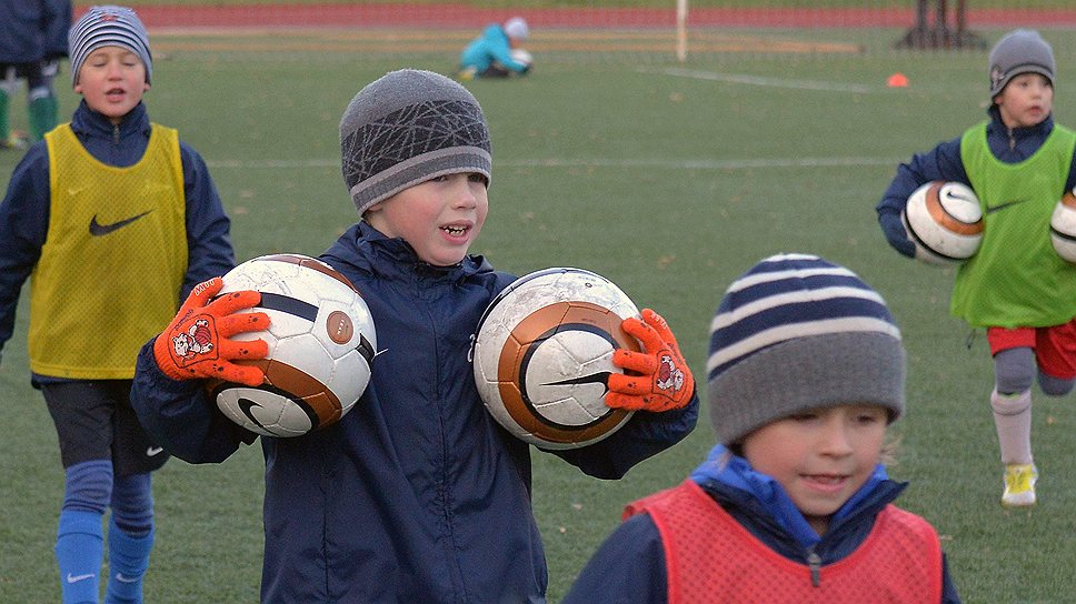 Всего в спортивных школах региона реализуются образовательные программы по 77 видам спорта, а самый популярный — футбол