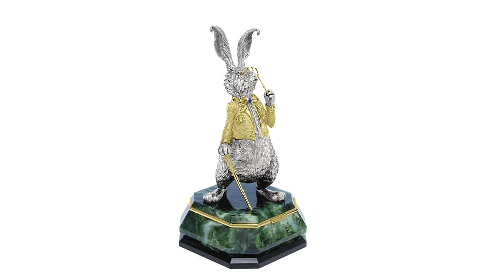 Настольная скульптура «Мудрый кролик», коньячные бриллианты, сапфир, нефрит, долерит, серебро, позолота