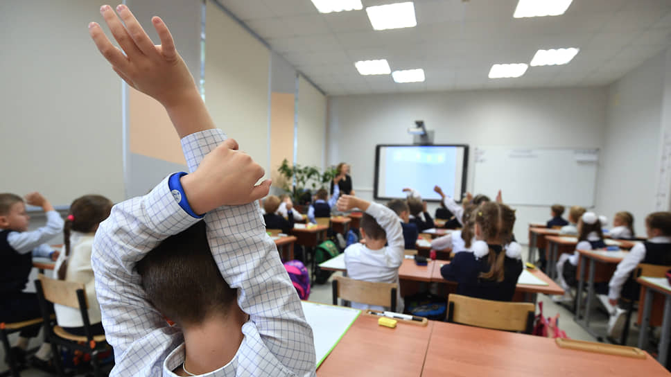 В Екатеринбурге уже не первый год сохраняется серьезный дефицит мест в школах и детских садах