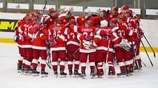 Хоккеисты «Ижстали» обыграли казанский «Барс» в домашнем матче