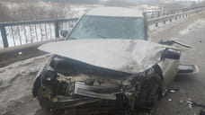 Два человека пострадали при столкновении автомобилей на трассе в Удмуртии