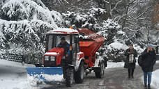 Глава Удмуртии призвал обратить внимание на уборку въездов во дворы от снега
