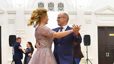 На Рождественском балу в Сарапуле состоялось торжественное открытие Года образования